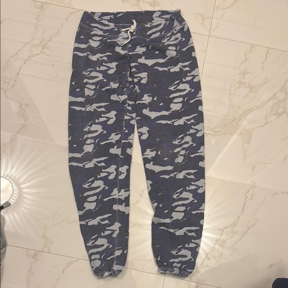 Monrow Blue and White Camo Joggers
